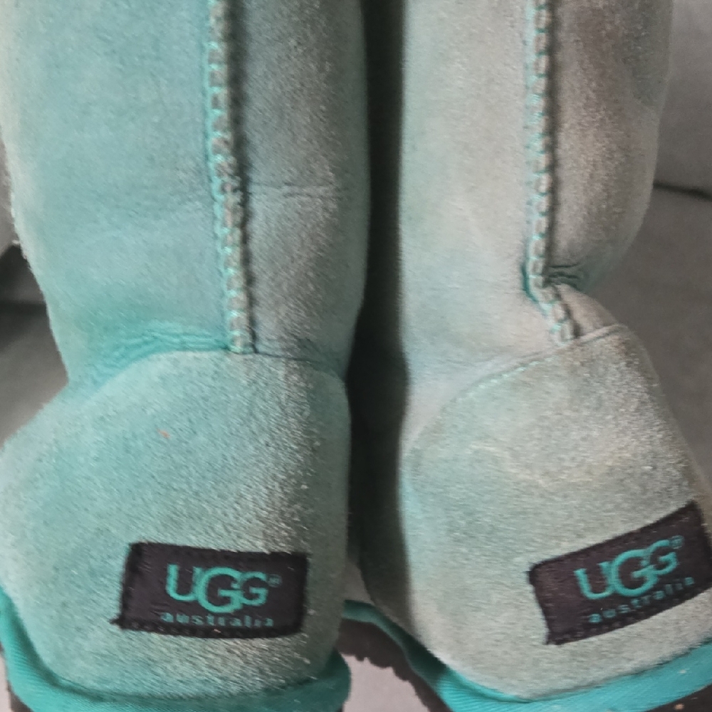 UGG Women's Boots in Teal - 8 - Sale As Is